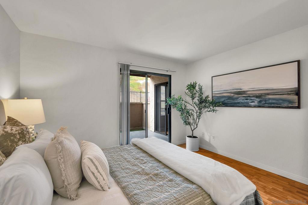 12059 Alta Carmel Court - photo 17