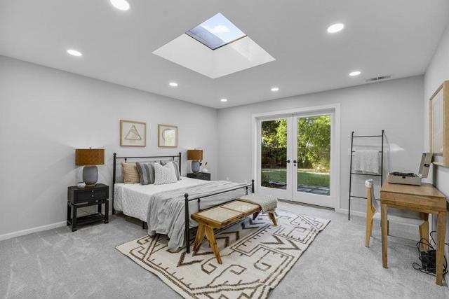 1621 El Sereno Court, Los Altos CA: https://media.crmls.org/mediaz/87478fca-38a0-4a99-90dc-610b0b48fbb5.jpg