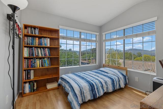 18557 Caminito Pasadero, San Diego CA: https://media.crmls.org/mediaz/8747f04e-992d-43e8-a39c-ce0b2bda0ba0.jpg