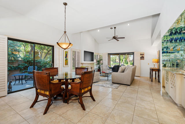 73256 Foxtail Lane, Palm Desert CA: https://media.crmls.org/mediaz/87482dd3-6e76-408f-806a-346599bdc130.jpg