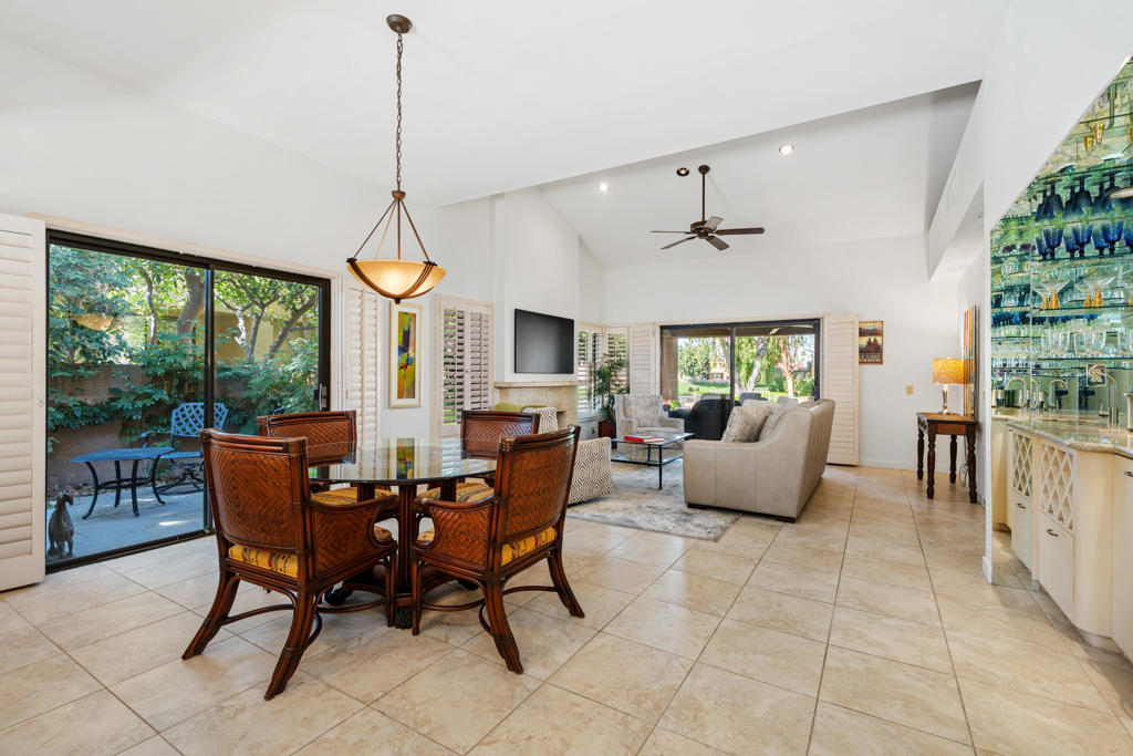 MLS #219138262DA image #9