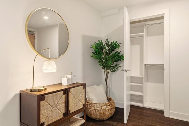 318 Main Street, San Francisco CA: https://media.crmls.org/mediaz/87485b08-5fb3-400b-8052-6eb1d2f7108a.jpg