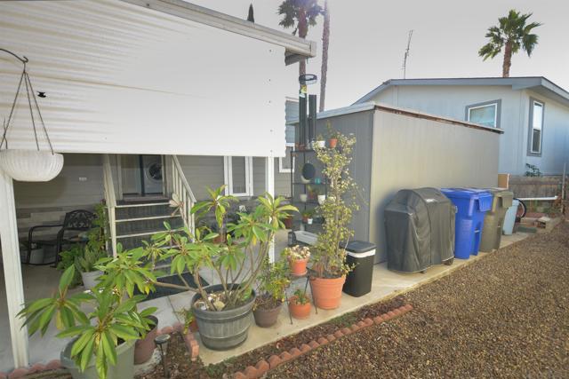 10767 Jamacha Blvd., Spring Valley CA: https://media.crmls.org/mediaz/874a0d3c-c9a8-40f4-b188-204e58de66fa.jpg
