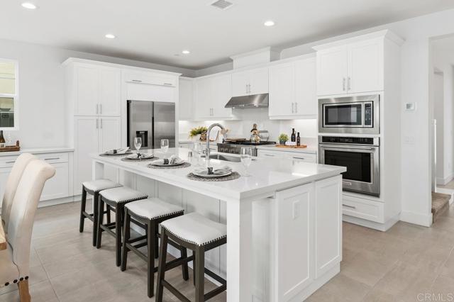 Detail Gallery Image 9 of 73 For 10635 Melogold Way, San Diego,  CA 92126 - 4 Beds | 3/1 Baths