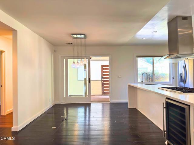 Detail Gallery Image 9 of 33 For 869 S Euclid Ave, Pasadena,  CA 91106 - 3 Beds | 3 Baths