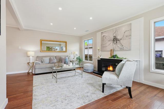 316 Wildwood Drive, South San Francisco CA: https://media.crmls.org/mediaz/874c3114-5183-4ff7-89d7-6f7c9e66e9cc.jpg