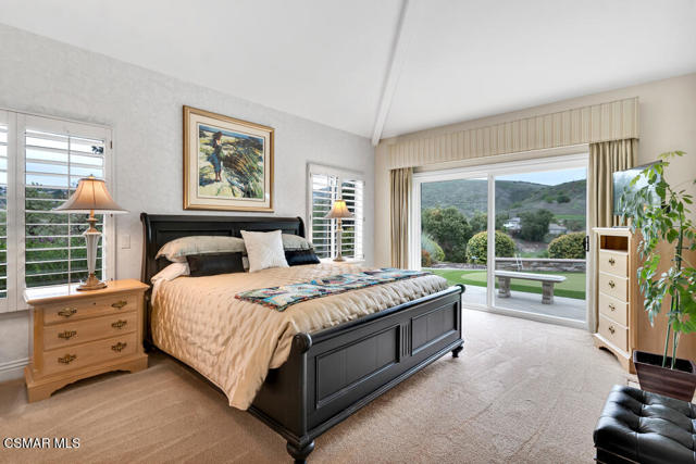 782 Emerson Street, Thousand Oaks CA: https://media.crmls.org/mediaz/874da641-01ad-4052-bbf8-200764694a39.jpg