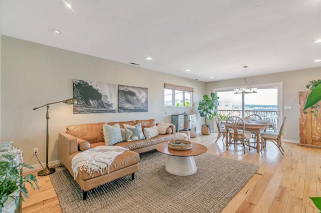 5080 Garnet Street, Capitola CA: https://media.crmls.org/mediaz/874eee72-66fb-4ab7-a295-a012c89dfb0c.jpg