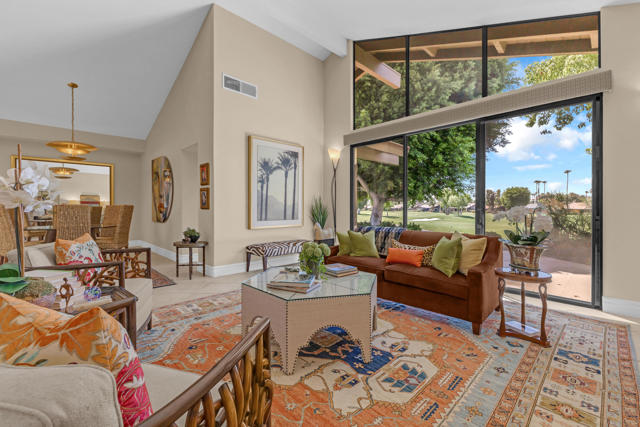 207 Bouquet Canyon Drive, Palm Desert, CA 92211
