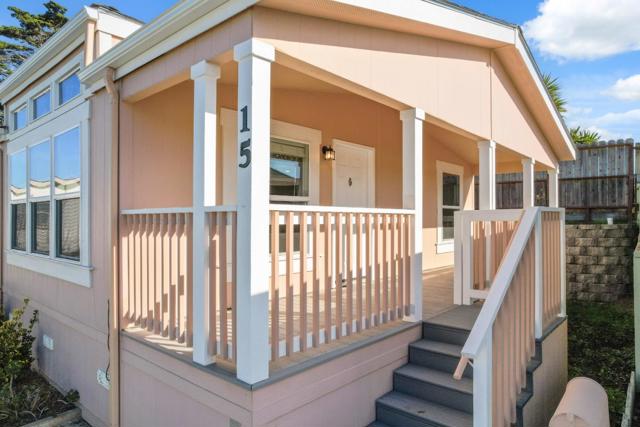 347 Carmel Avenue, Marina CA: https://media.crmls.org/mediaz/875032e8-7265-40af-9df5-fc76c2f5aa1a.jpg