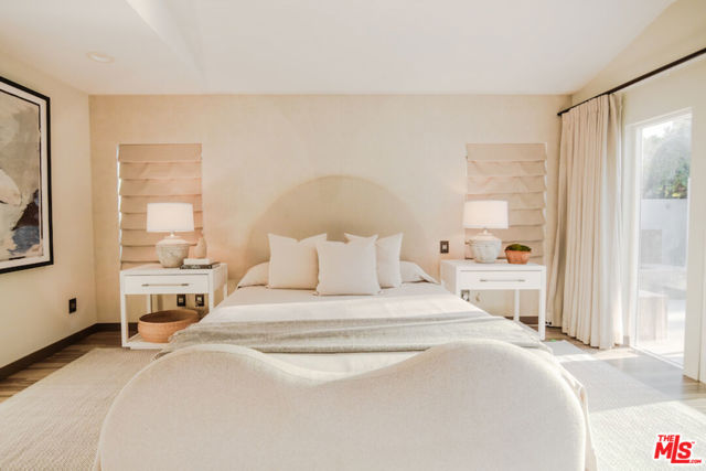 5189 Collett Avenue, Encino CA: https://media.crmls.org/mediaz/87503888-116e-4124-a05b-af288f77d589.jpg