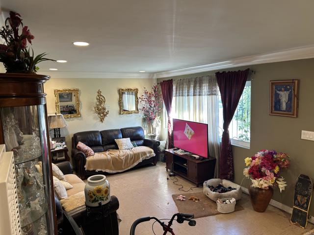 Detail Gallery Image 5 of 15 For 1380 90 Fern Ave, Imperial Beach,  CA 91932 - – Beds | – Baths