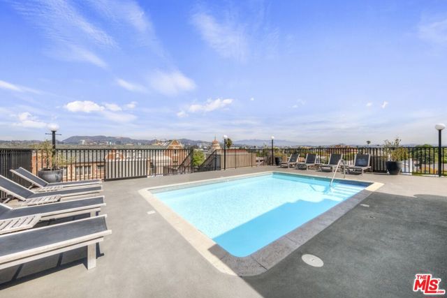 Image 3 for 585 N Rossmore Ave #209, Los Angeles, CA 90004