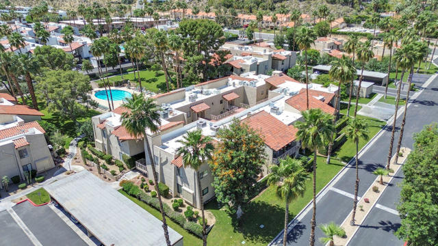Image 32 of 35 For 2180 Palm Canyon Drive 34
