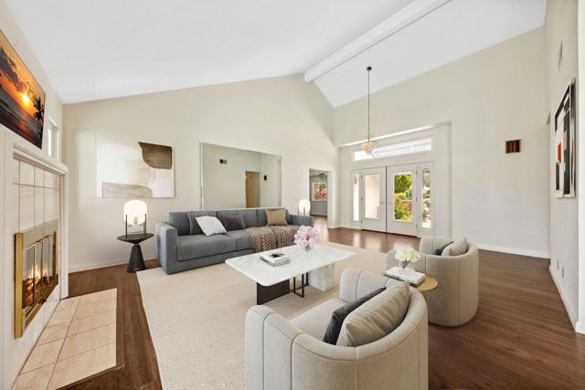 72890 Amber Street, Palm Desert CA: https://media.crmls.org/mediaz/8751d368-c41b-48b2-84ed-1f9aa9e0ad9b.jpg
