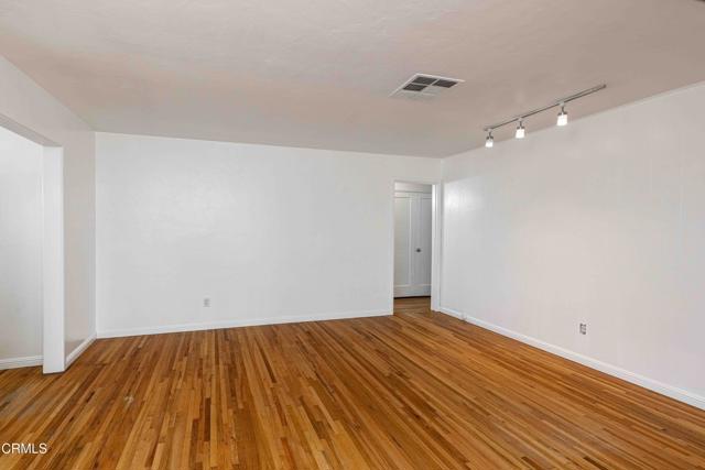 1730 Olive Street, Bakersfield CA: https://media.crmls.org/mediaz/875303f8-3590-48bc-b9f1-2af23807dc5d.jpg
