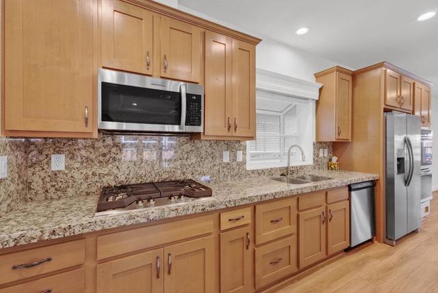 34 Primrose Street, Aptos CA: https://media.crmls.org/mediaz/87531891-fd02-464d-943e-791fe7baeb9d.jpg