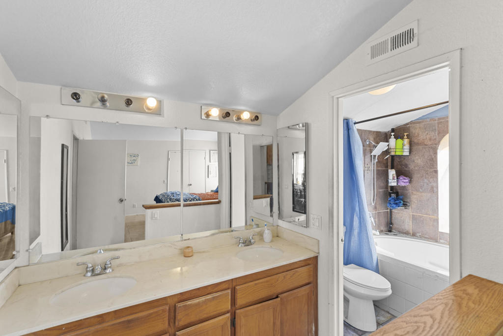 MLS #219138253DA image #9