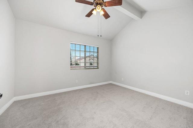 Detail Gallery Image 14 of 35 For 750 Breeze Hill Rd #110,  Vista,  CA 92081 - 2 Beds | 2/1 Baths