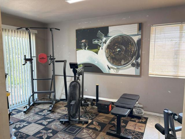 11249 Valle Vista Rd, Lakeside CA: https://media.crmls.org/mediaz/8755071a-5df0-4ab1-8560-24ddcd20a952.jpg