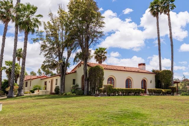 3928 La Cresta Way, Bonita CA: https://media.crmls.org/mediaz/875569a1-dce8-4ed7-b27d-734b87f8bd2e.jpg
