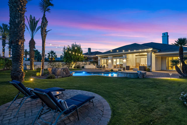 80030 Via Valerosa, La Quinta CA: https://media.crmls.org/mediaz/8755a952-5b5e-45c9-9291-7fc0d09ed829.jpg