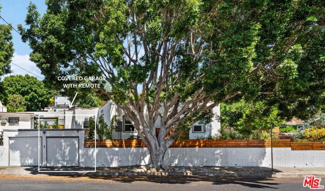 4047 Camero Avenue, Los Angeles CA: https://media.crmls.org/mediaz/8756b7c5-9166-4882-acc4-176001c41319.jpg