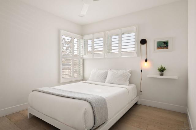 805 Brighton Court, San Diego CA: https://media.crmls.org/mediaz/875775fa-3357-435b-b514-d003aa8b17db.jpg