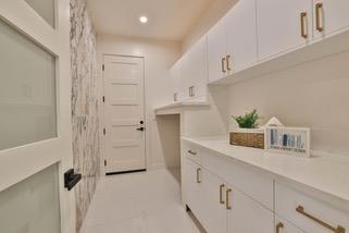 341 Carlyn Avenue, Campbell CA: https://media.crmls.org/mediaz/8757ba60-9df7-41ae-8228-d2d0285109bf.jpg