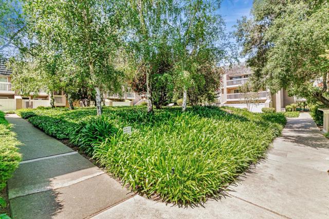 675 Sharon Park Drive, Menlo Park CA: https://media.crmls.org/mediaz/8758926d-e9d4-400d-b800-2c17b9cc7790.jpg