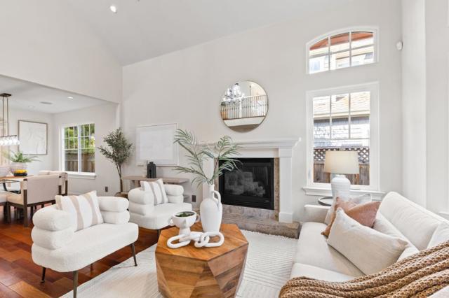 2124 Oakley Avenue, Menlo Park CA: https://media.crmls.org/mediaz/8758aaf7-e51c-4b9b-b1b4-5373f2c542bb.jpg