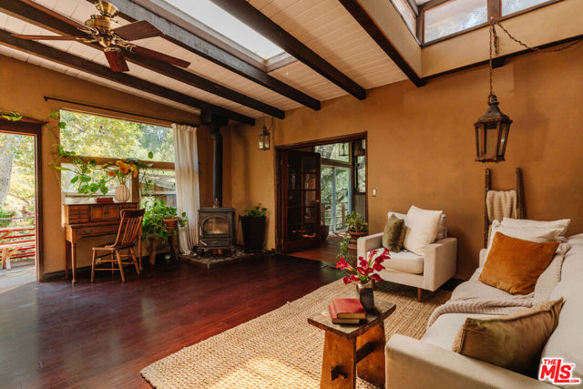 3 Bed Home for Sale in Topanga, California