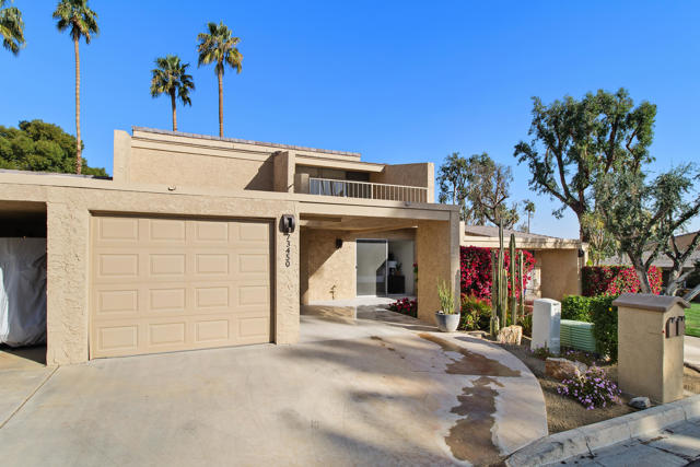 73450 Dalea Lane, Palm Desert CA: https://media.crmls.org/mediaz/8759d9fd-cc30-4874-8d61-5ea92b7c0f8d.jpg