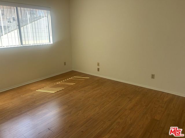 8515 Saturn Street, Los Angeles CA: https://media.crmls.org/mediaz/875a0b21-f86f-42d6-9e16-673ad3927346.jpg