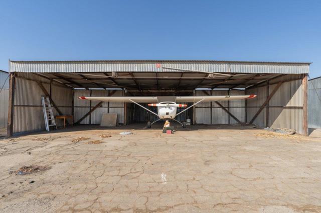 Image 12 of 21 For 23500 Eckert Field Airport (1q1) Ave