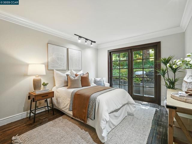 66 Ambleside Court, Danville CA: https://media.crmls.org/mediaz/875b9df0-d3d7-4849-8755-c8434954a7e8.jpg