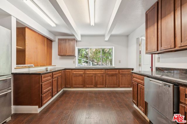 26 Ardor Drive, Orinda CA: https://media.crmls.org/mediaz/875cce43-60c2-4f19-b26c-ff110cb15dd5.jpg