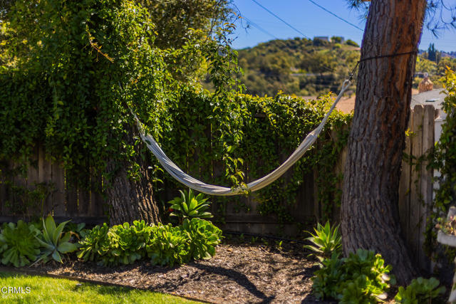 705 Alomar Street, Ojai CA: https://media.crmls.org/mediaz/875d2d03-8f20-4c02-b357-8f965e70fef7.jpg