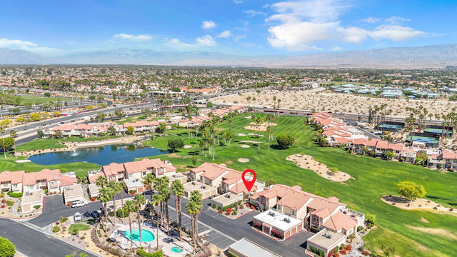 78179 Crimson Court, La Quinta CA: https://media.crmls.org/mediaz/875d3eee-2c60-45ad-b8c6-076ceadd4097.jpg