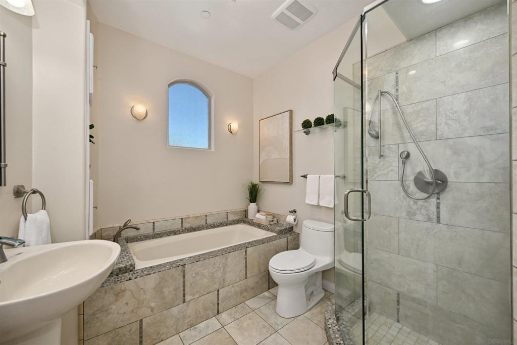 MLS #250034423SD image #12