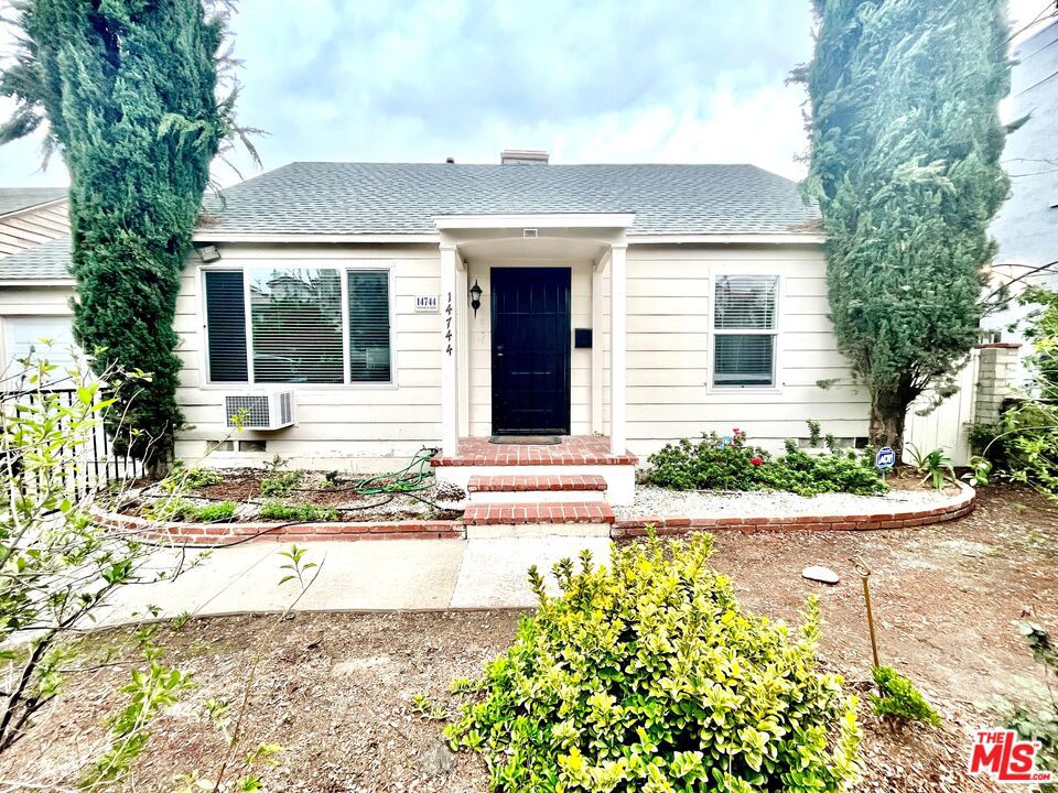 14744 Magnolia Boulevard