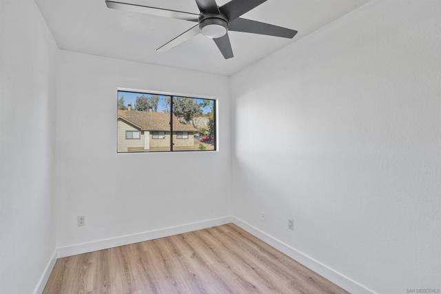 Image 29 of 41 For 2642 Alpine Blvd  A