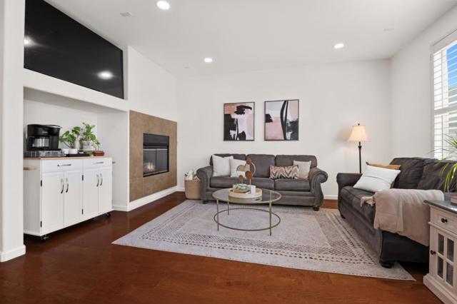 1112 Park West Drive, Pittsburg CA: https://media.crmls.org/mediaz/87605cd0-6ac0-40ca-9f2c-fa15f9974349.jpg