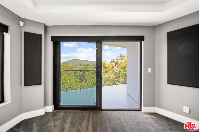 7141 Woodrow Wilson Drive, Los Angeles CA: https://media.crmls.org/mediaz/8761fb7d-d78f-4ab3-af20-9b61b8b798ff.jpg