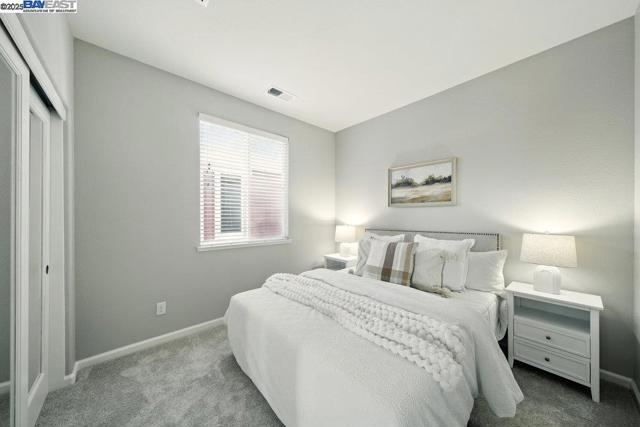 218 Stratus Cmn, Livermore CA: https://media.crmls.org/mediaz/87620a9e-bae6-4be9-a442-2c6b81ea8e64.jpg