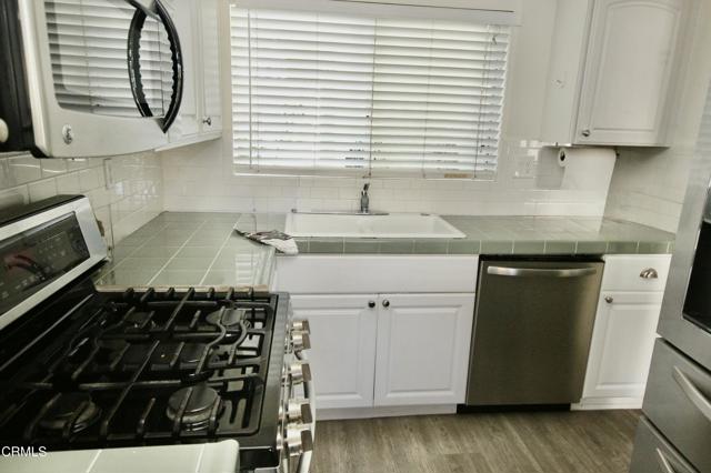 Detail Gallery Image 11 of 27 For 5302 Barrymore Dr, Oxnard,  CA 93033 - 2 Beds | 2/1 Baths