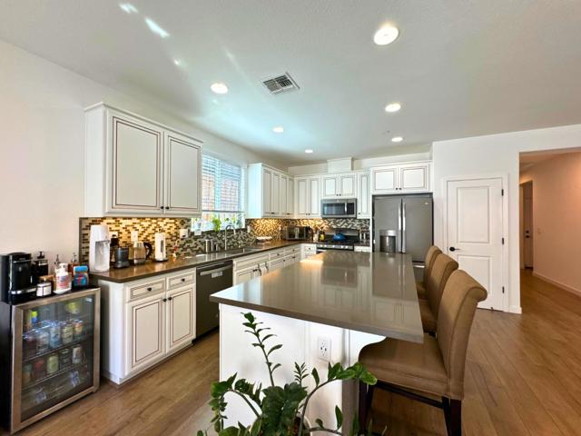 9077 Golf Canyon Drive, Patterson CA: https://media.crmls.org/mediaz/87636efe-3197-456e-a1d9-f8e1f1b13ea9.jpg