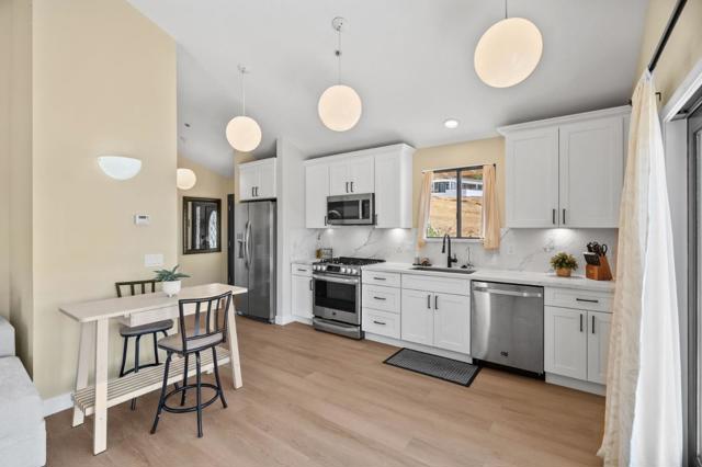 640 Evans Road, Milpitas CA: https://media.crmls.org/mediaz/87639086-1701-402d-b94a-a97c289d7d41.jpg