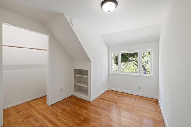 18 Upper Circle, Carmel Valley CA: https://media.crmls.org/mediaz/876391ac-e8ae-4dd9-86aa-7e289f7b207d.jpg