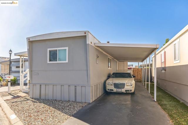 Image 17 of 19 For 234 Palm View Ln